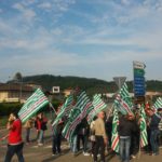 sciopero outlet pasqua 2017 a Serravalle