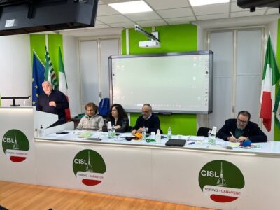 Il Consiglio generale della Cisl Fp Piemonte con i segretari Petriccioli, Melis e Caretti